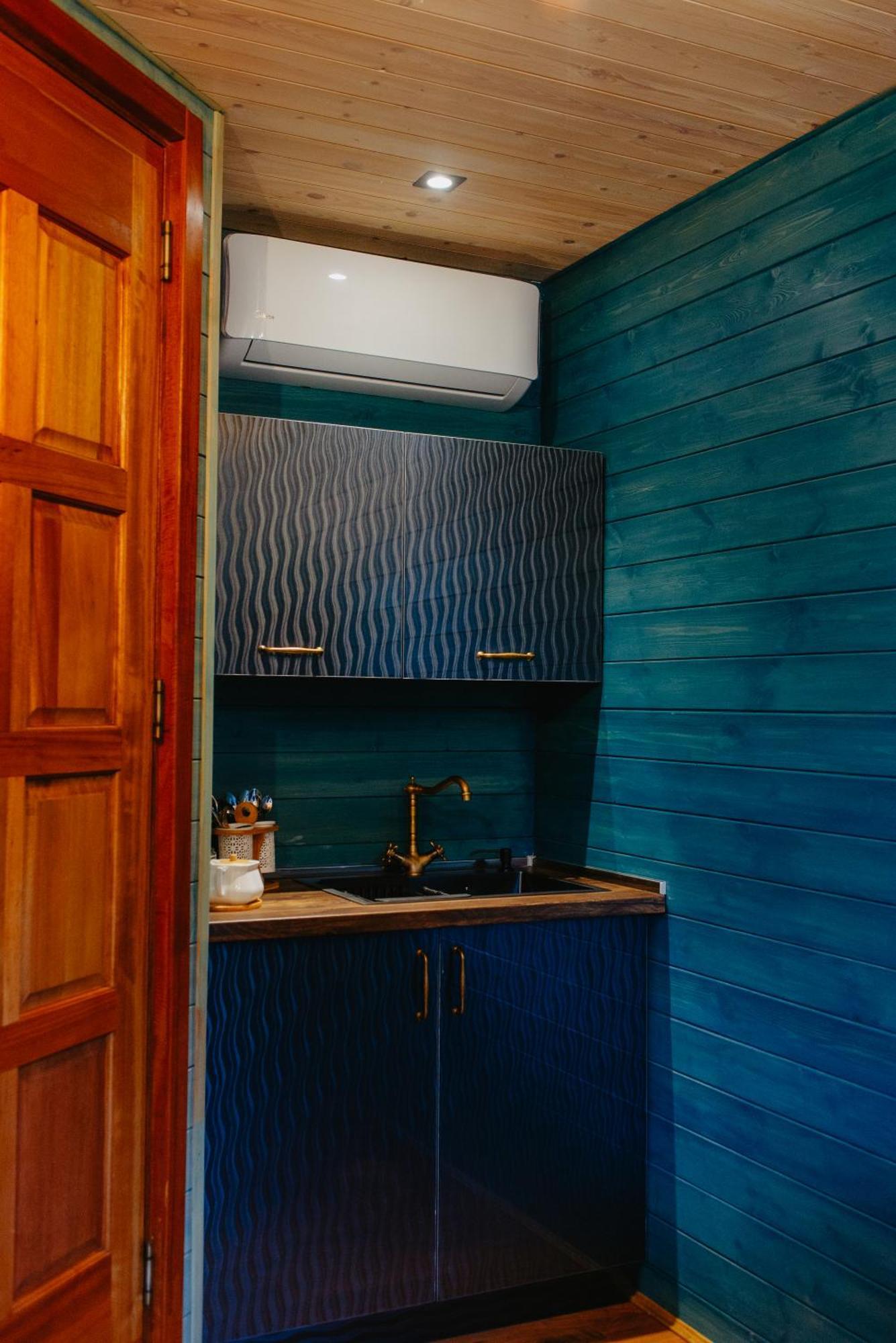 Hotel Wanderholic Telavi Esterno foto